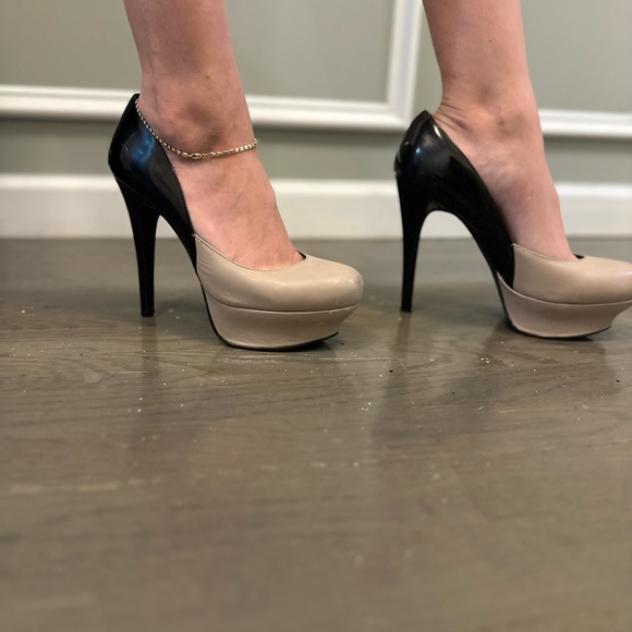 Jessica Simpson platforms - Picture 9 of 10